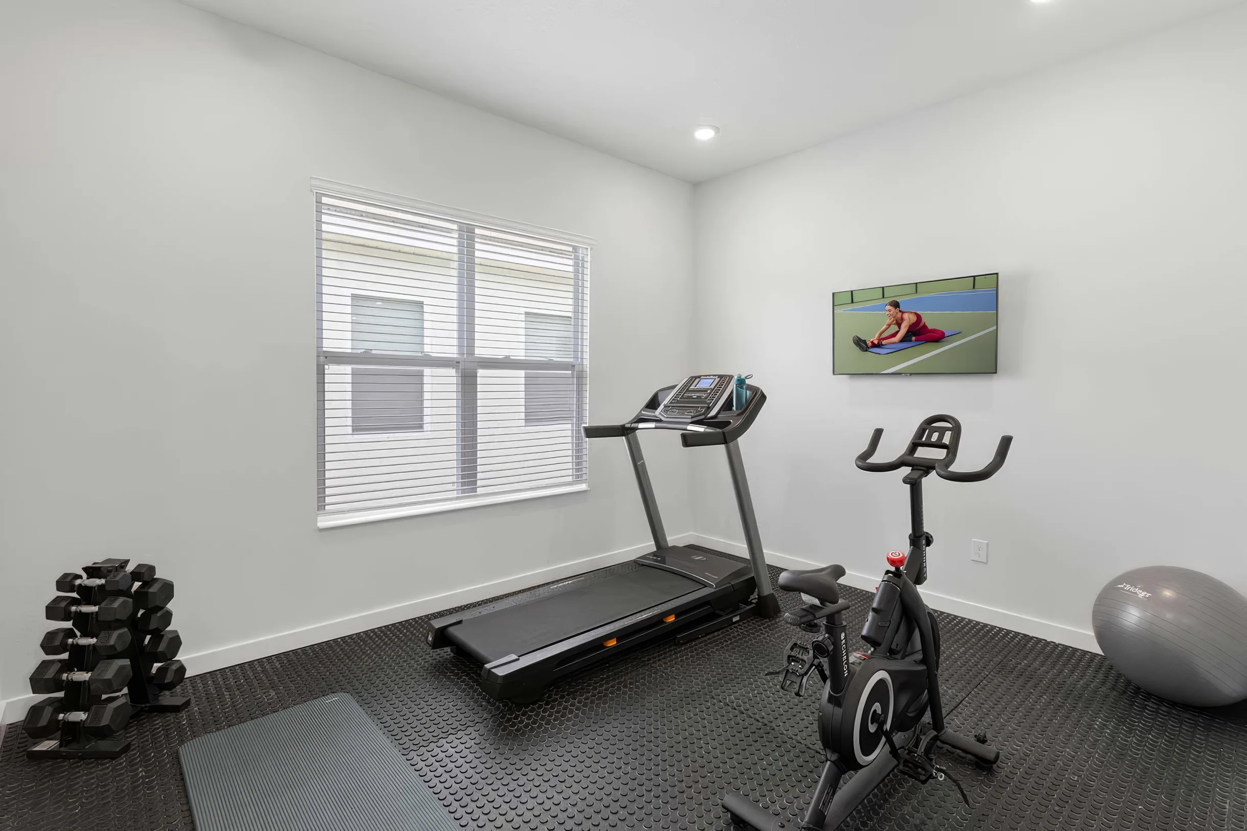 1668OB - 12 Bed - Cosmopolitan Coop - ST032 #14
