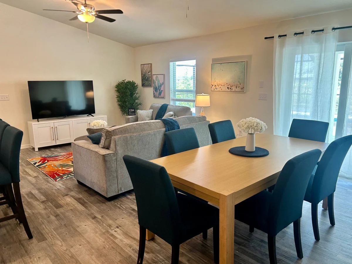 Home in Cape Coral property photo 4