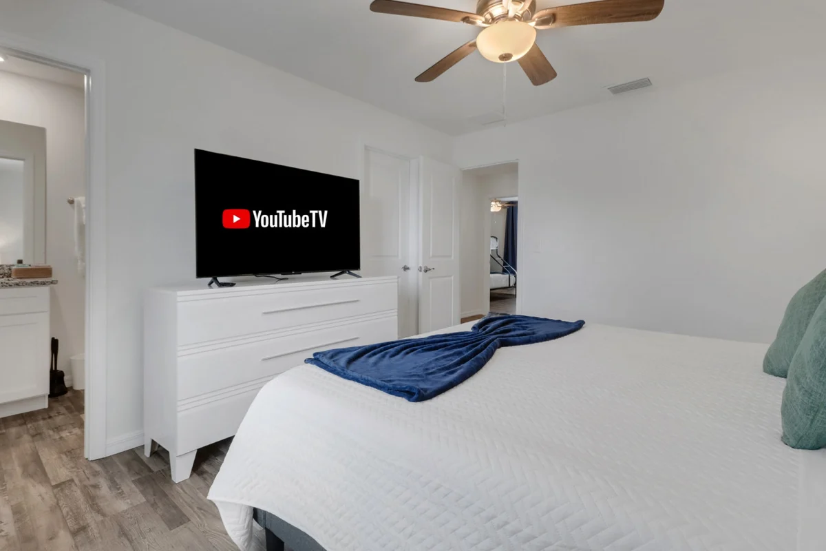Bedroom 1 image 1