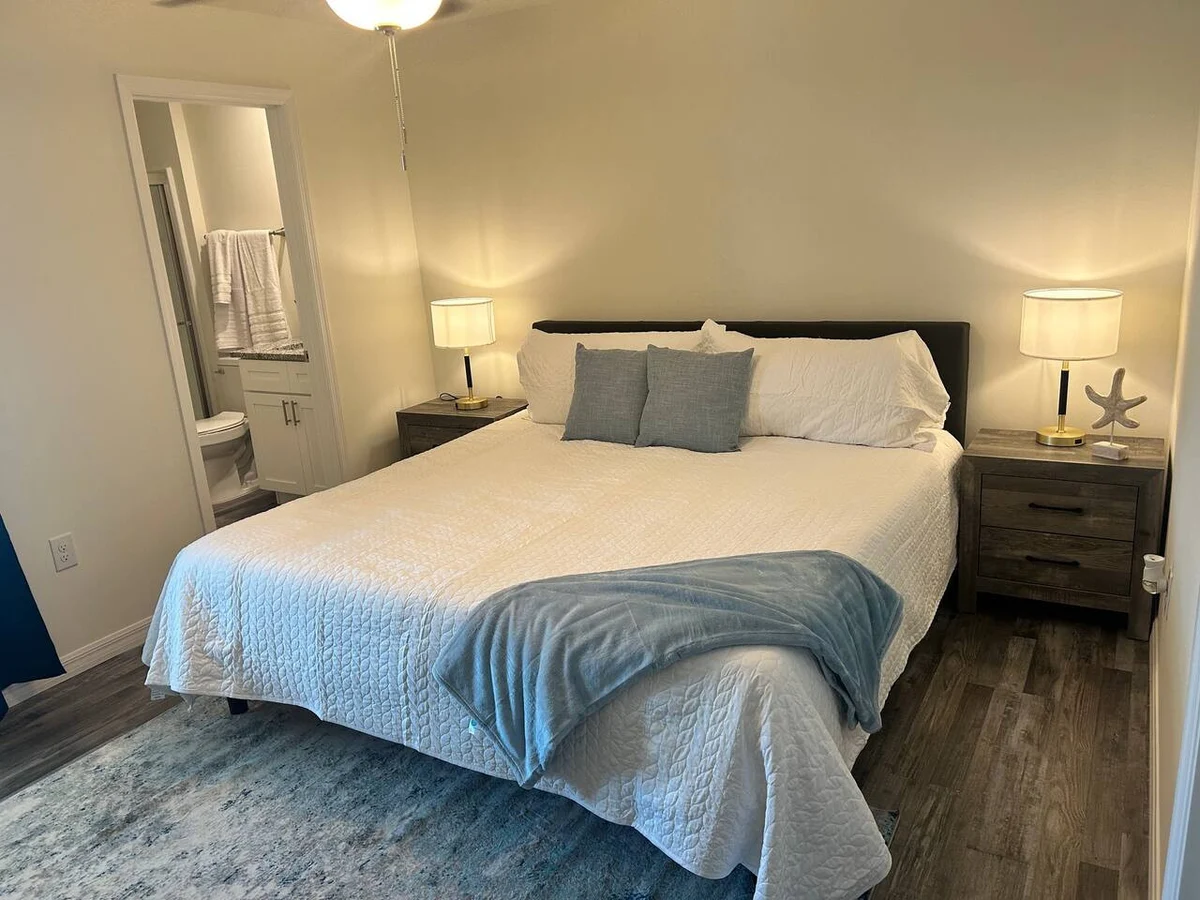Bedroom 1 image 1