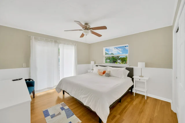 Bedroom 5 image 1