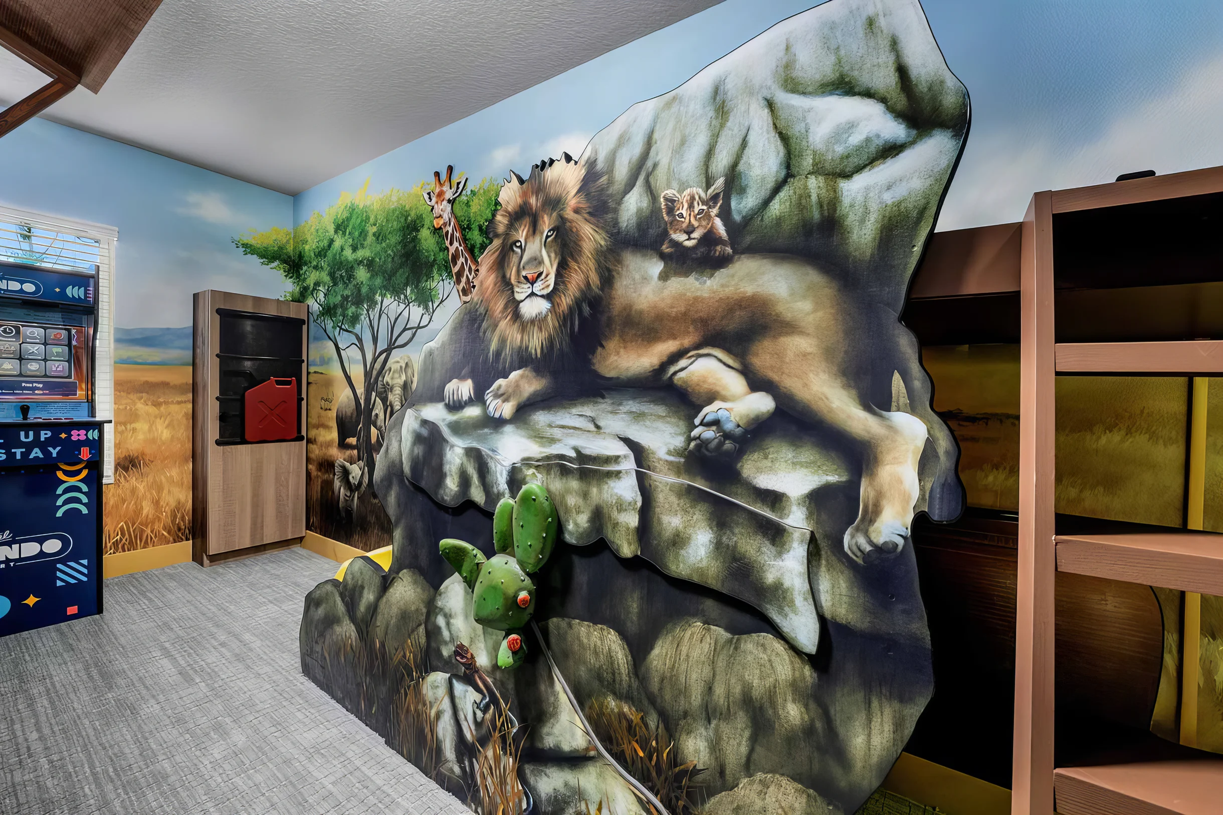 VOR4928HW: 4 Bed, Safari, Pool #23