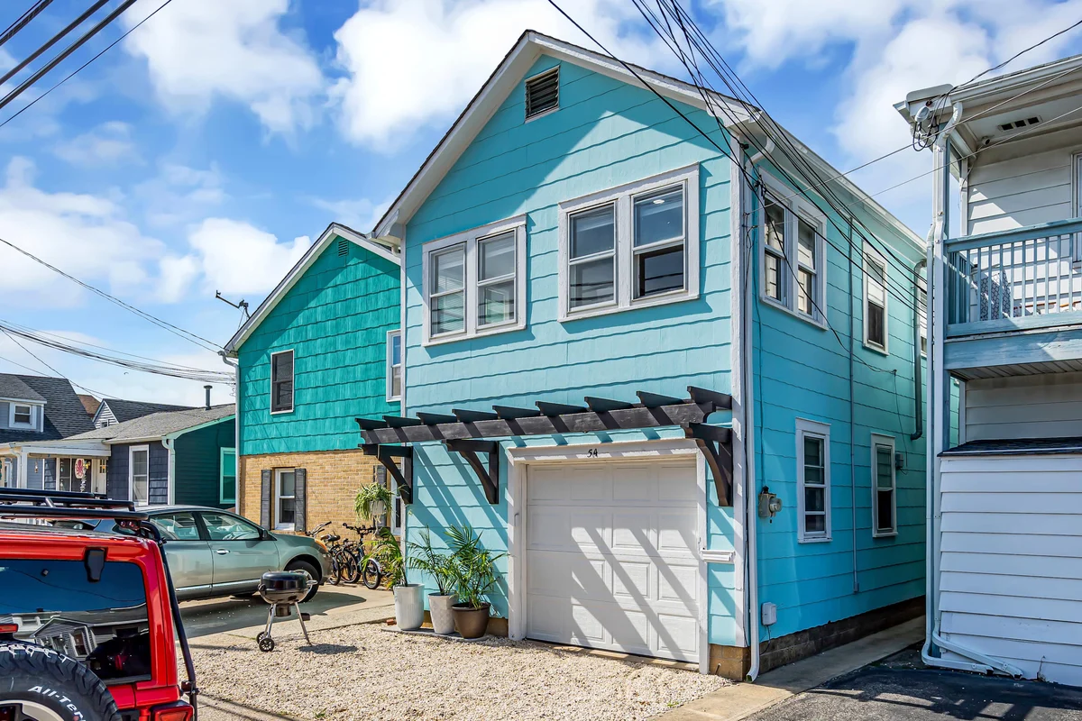 Home in Seaside Heights property photo 3