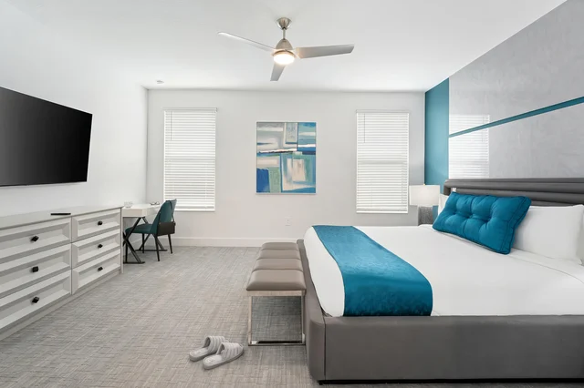 Bedroom 1 image 1