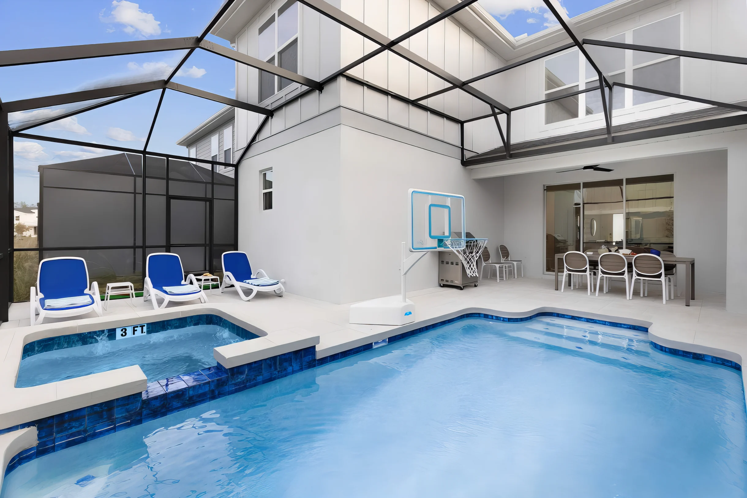 VOR5267AA: 6 Bed, Toy Box, Gaming Loft #37