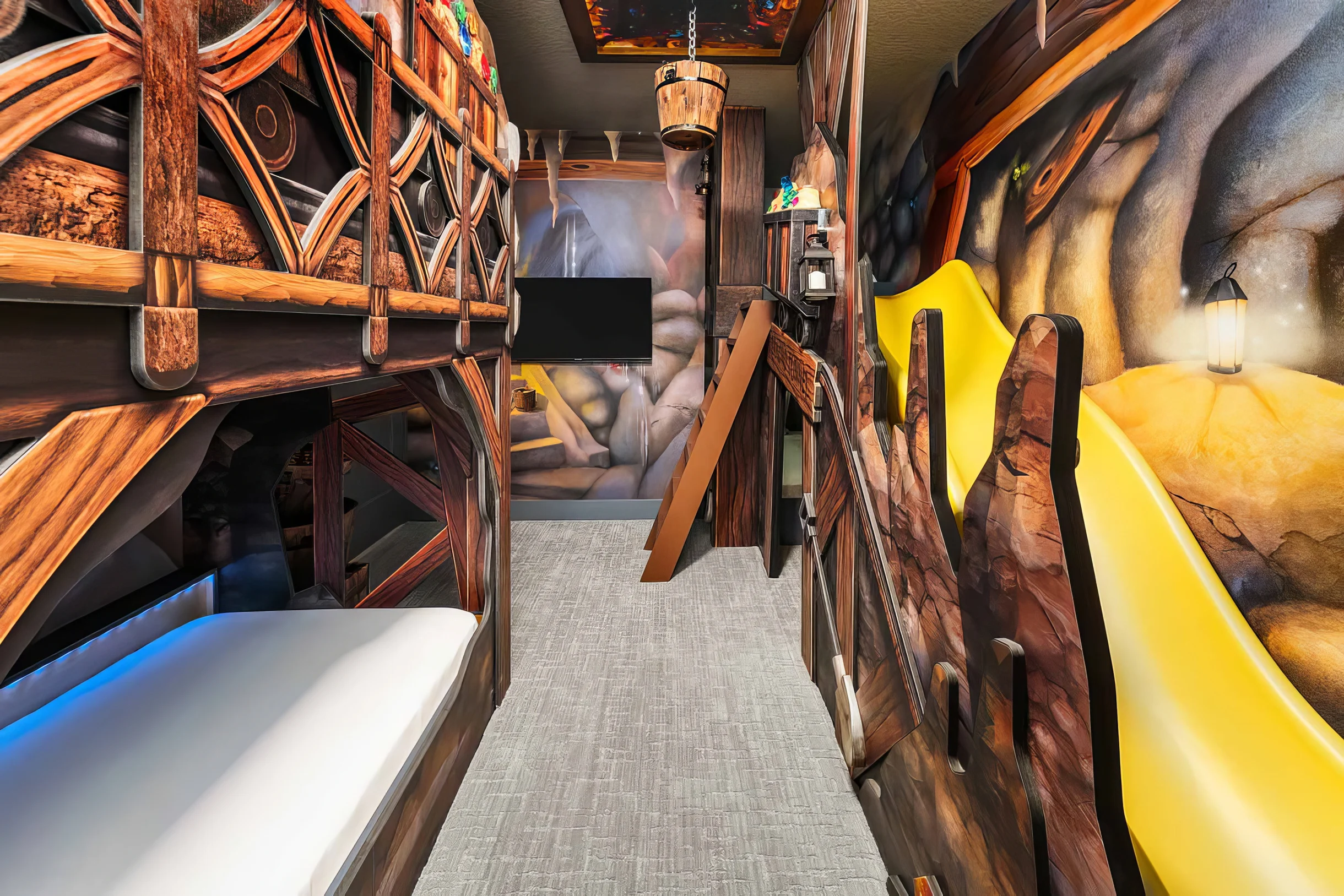 VOR4898HW: 4 Bed, Treasure Hunt, Pool #28