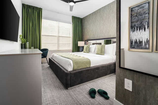 Bedroom 3 image 1