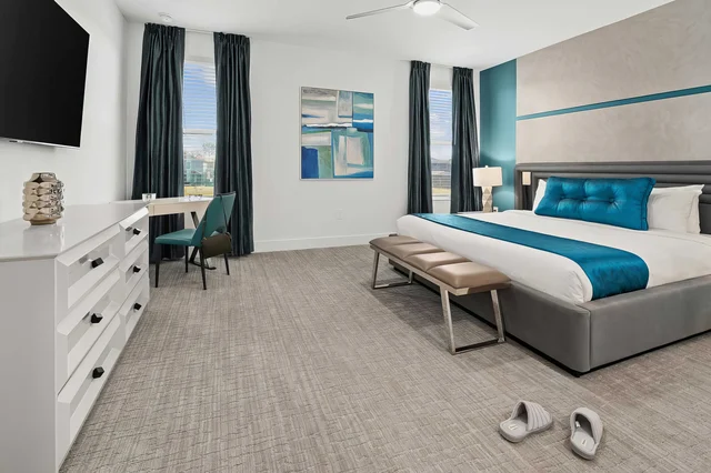 Bedroom 1 image 1