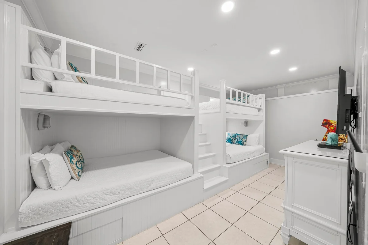 Wander Miramar Haven #112