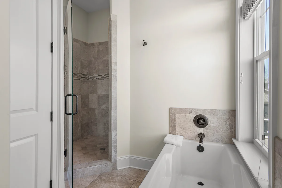 Wander Miramar Allure #64