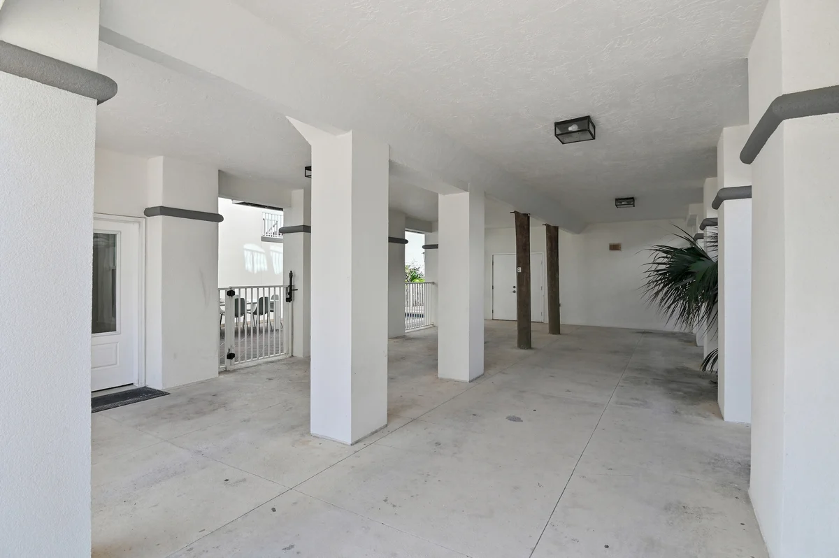 Wander Miramar Pearl #68