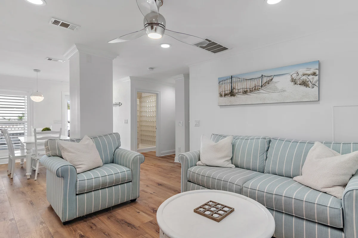 Wander Miramar Reefs #57