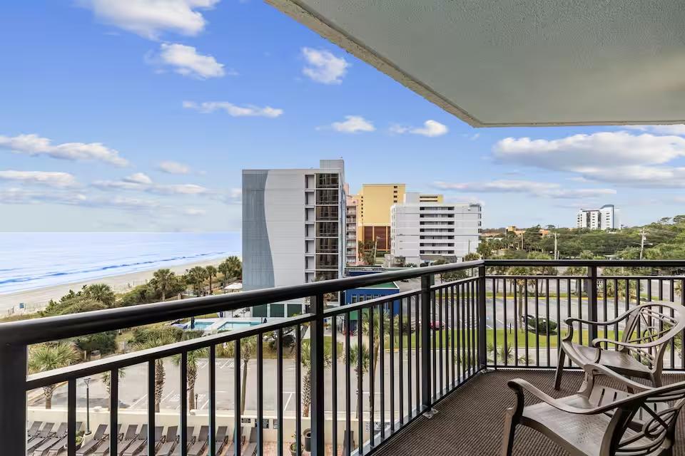 Wander Myrtle Beach Crest