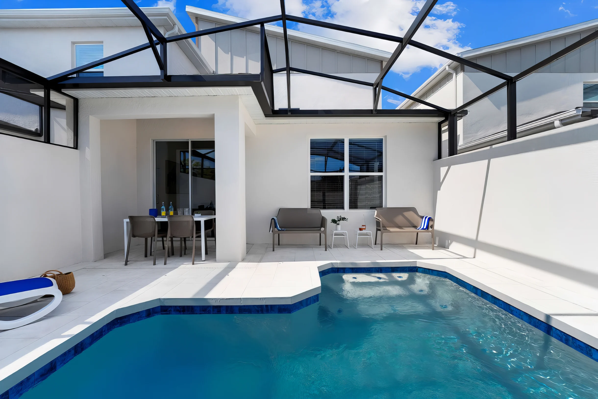 VOR5352AA: 5 Bed, Candy, Pool #42
