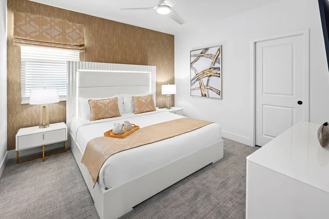 Bedroom 8 image 1