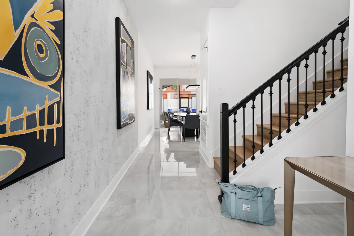 Wander Orlando Grove Oasis