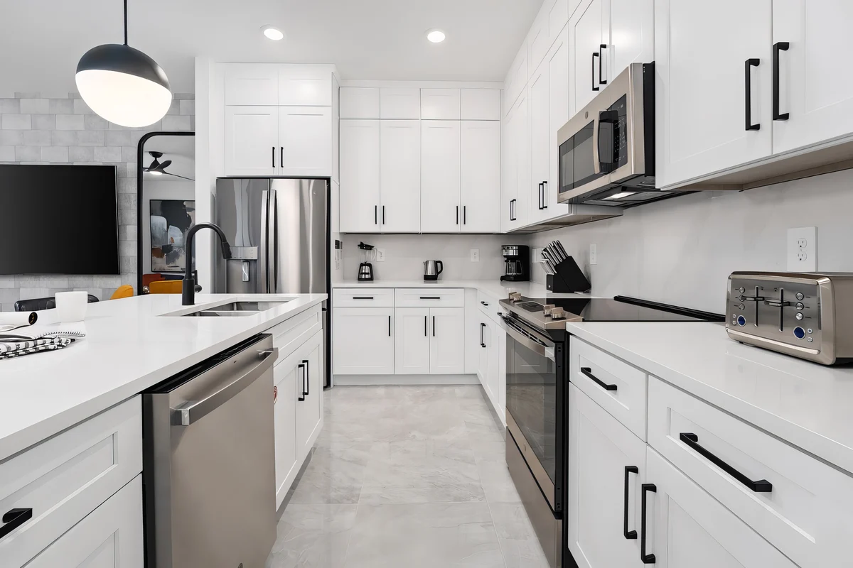 Kitchen image 1