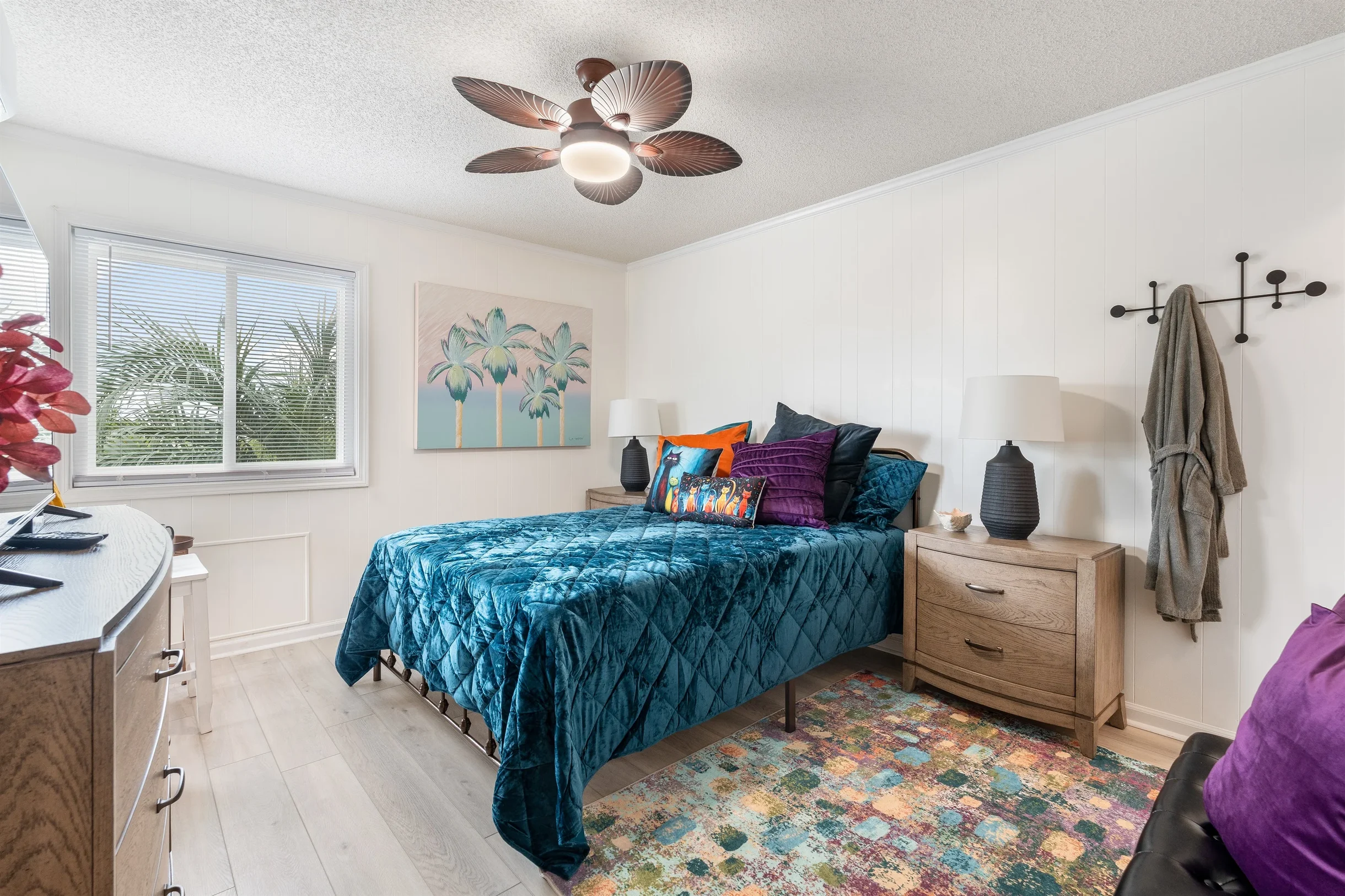 Retro-Themed Condo | 2BR | Perfect Location #4
