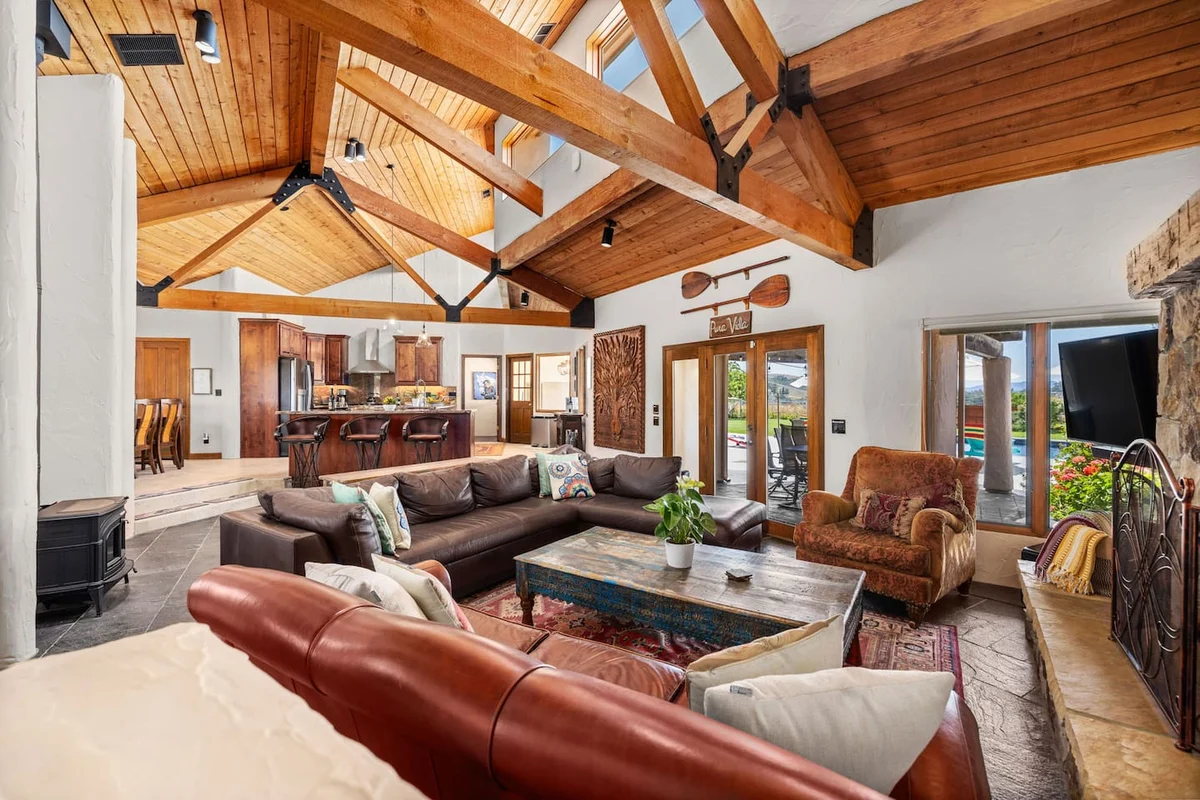 Spacious home, Sleeps 12, Spa, Pool, EV, Stunning! #86
