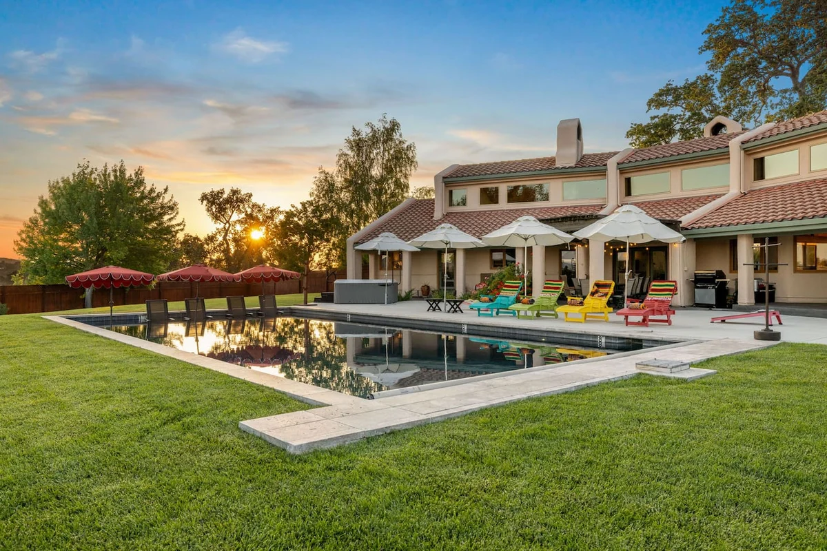 Spacious home, Sleeps 12, Spa, Pool, EV, Stunning! #73