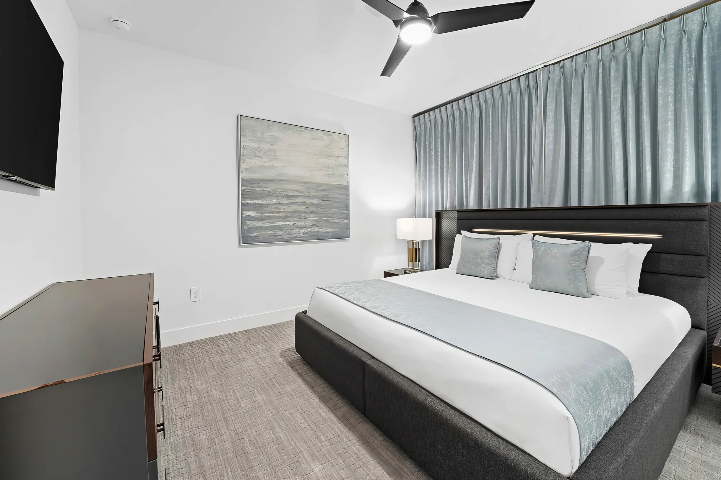 VOR5551AA: 9 Bed, Starship, Imagination Lab, Theater #13