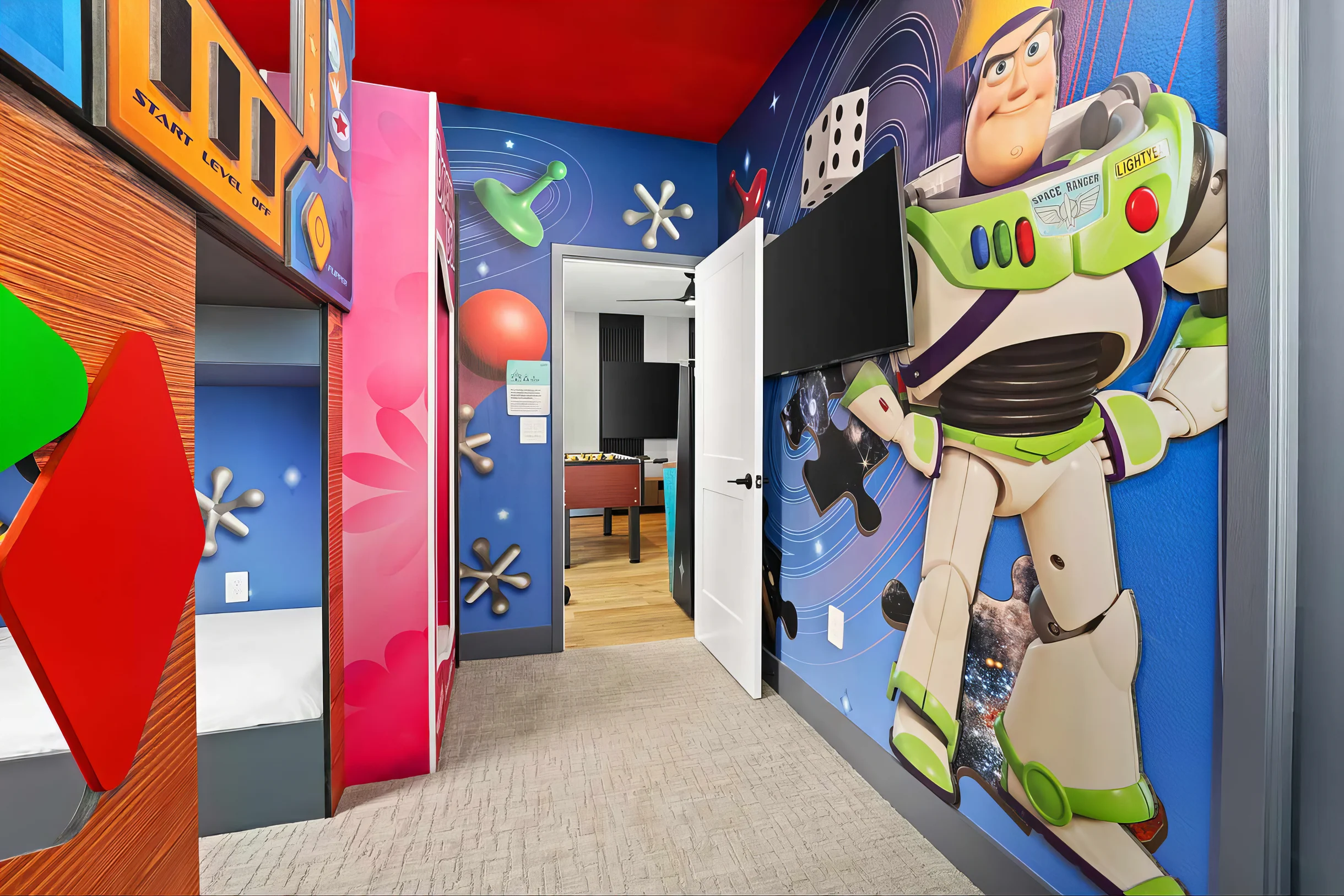 VOR5503AA: 9 Bed, Candy, Toy Box, Theater #7