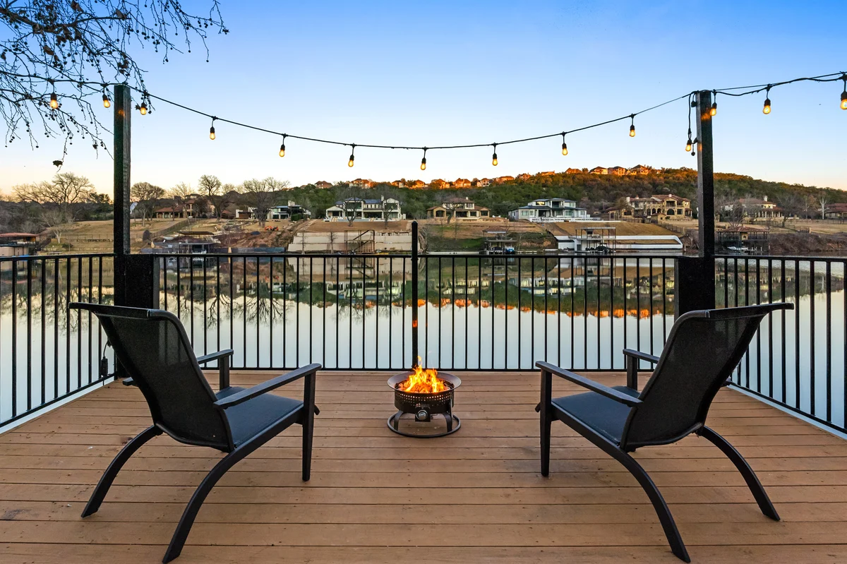 Big Group Lake House Private Boat Slip & Hot Tub Lake Austin property photo 5