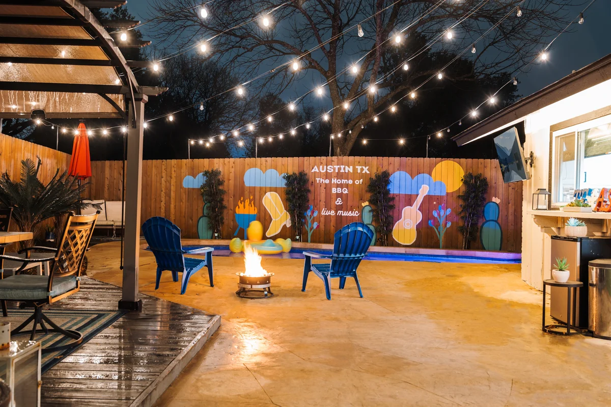 HOLY DUCK Sparkling Heated Pool Outdoor TV's property photo 5