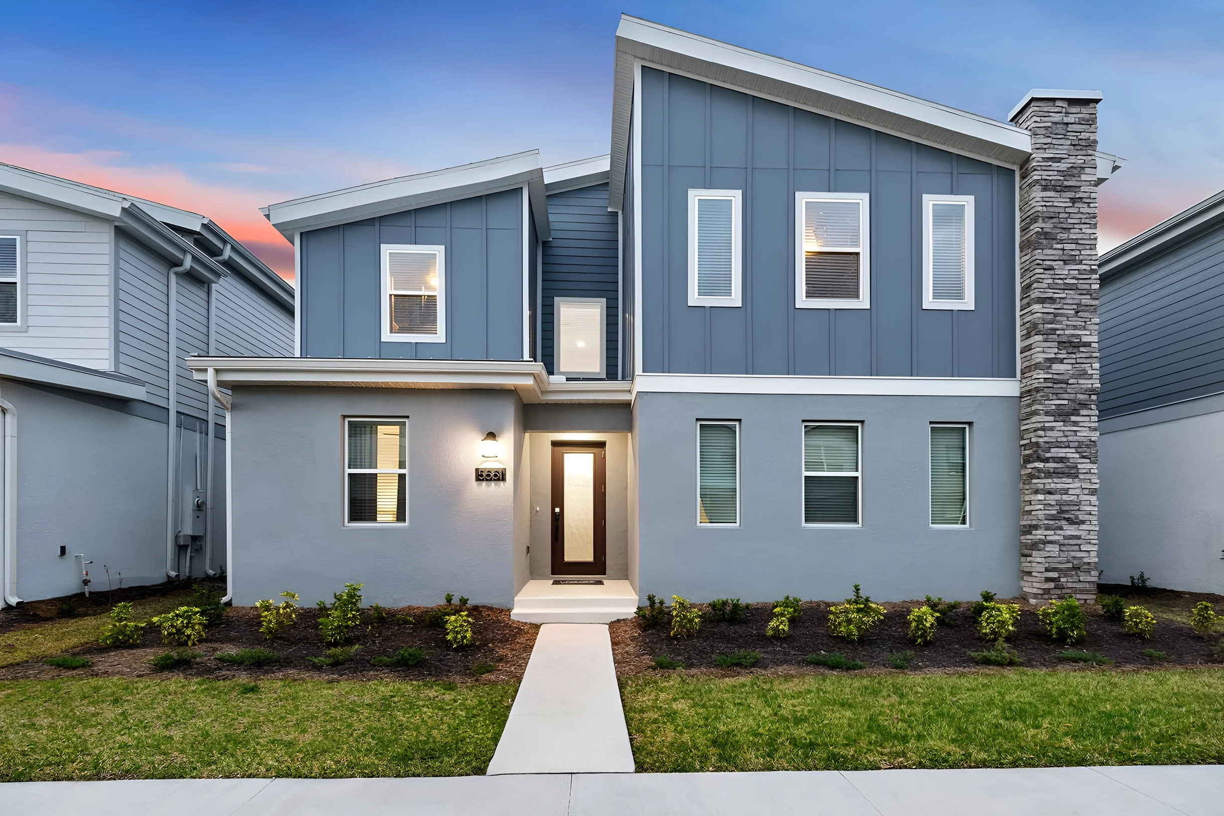 Wander Orlando Tropical Escape #1