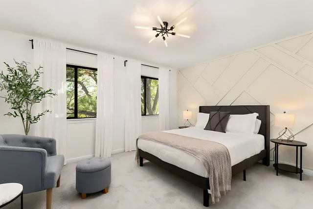 Bedroom 3 image 1