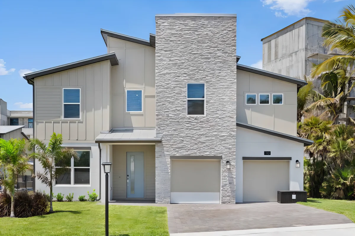 Wander Melbourne Beach Escape