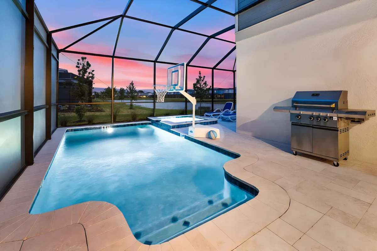 VOR4719HW: 6 Bed, Marine Magic, Gaming Loft