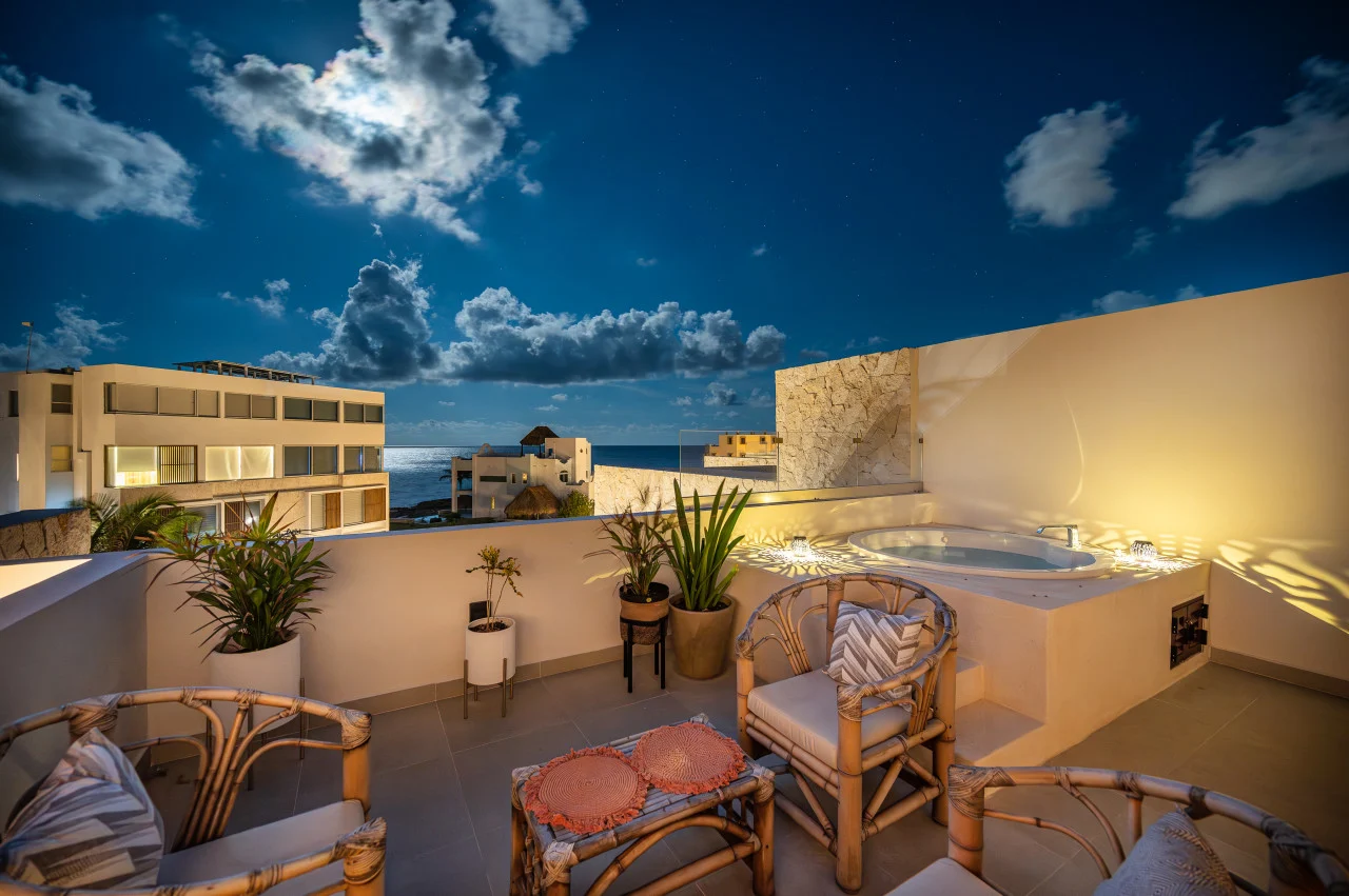Seaside Penthouse! Rooftop Jacuzzi & Ocean Views! – 2 Bedroom Vacation ...