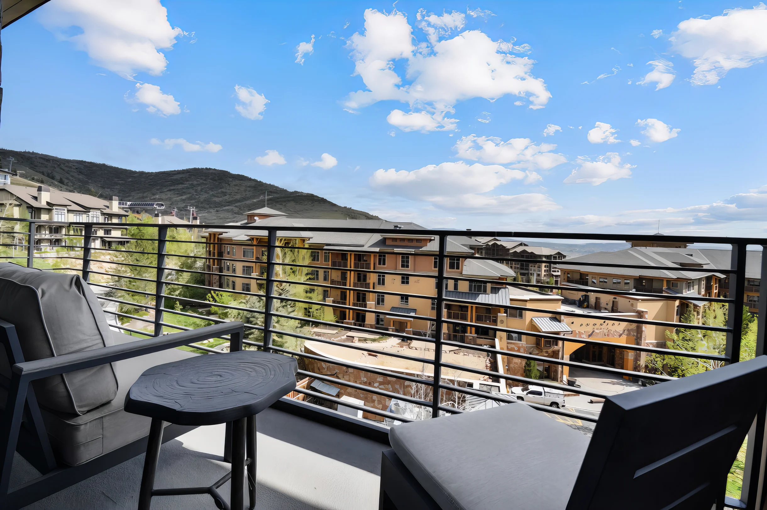 Wander Park City Halo #37