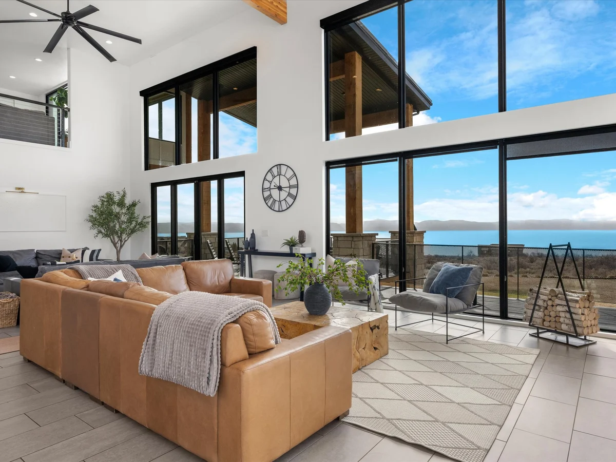 Skybridge Main house + Owner's Condo #80