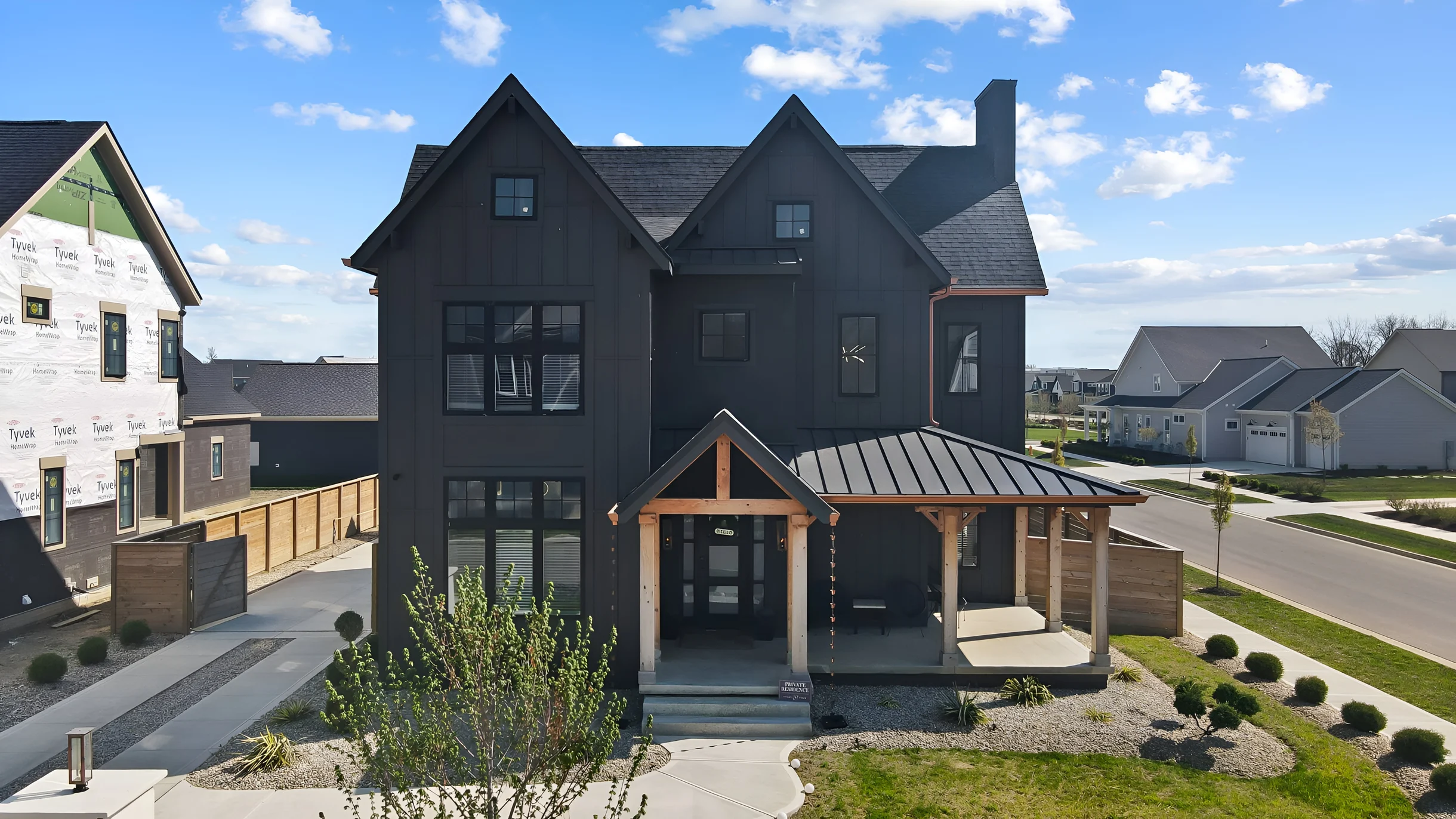 Wander Lewis Center Modern #1