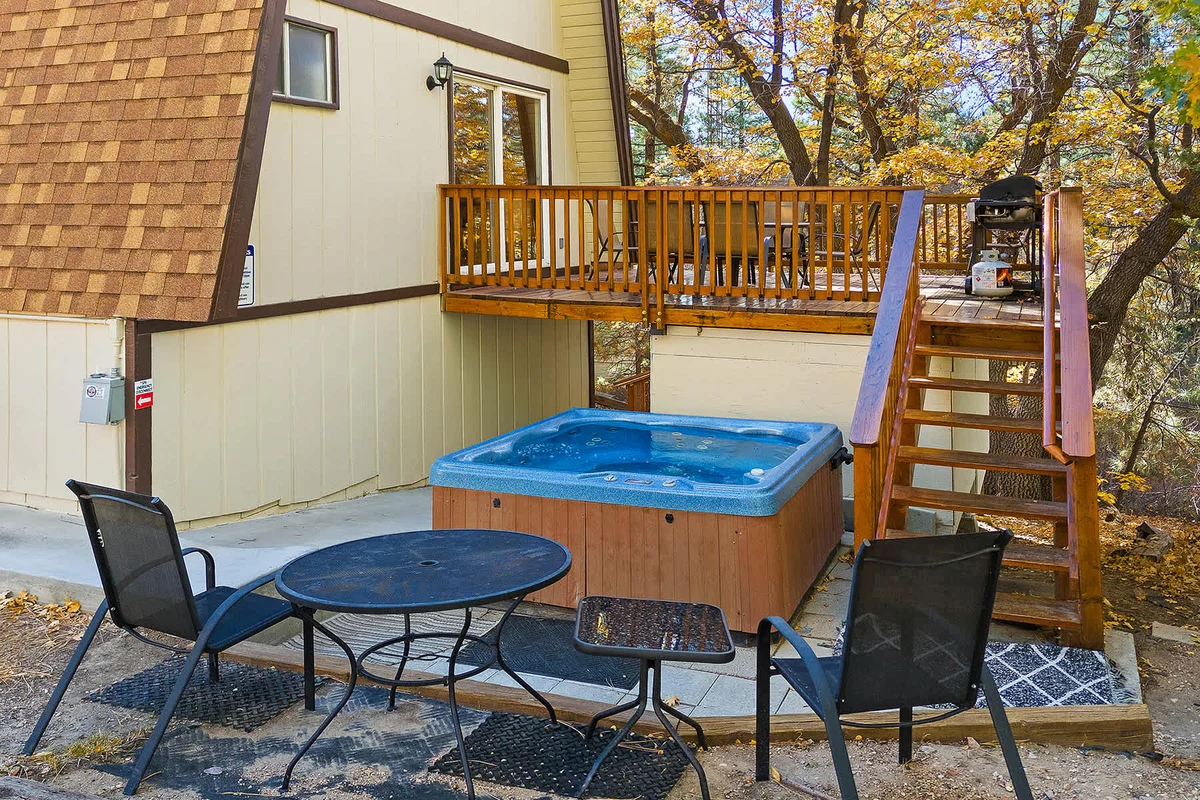 Home in Big Bear property photo 3