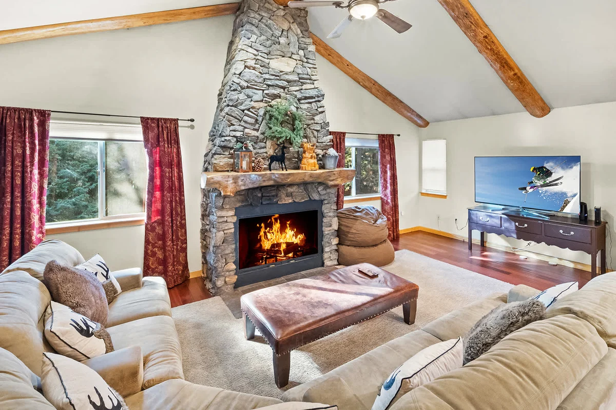 Property in Big Bear property photo 2