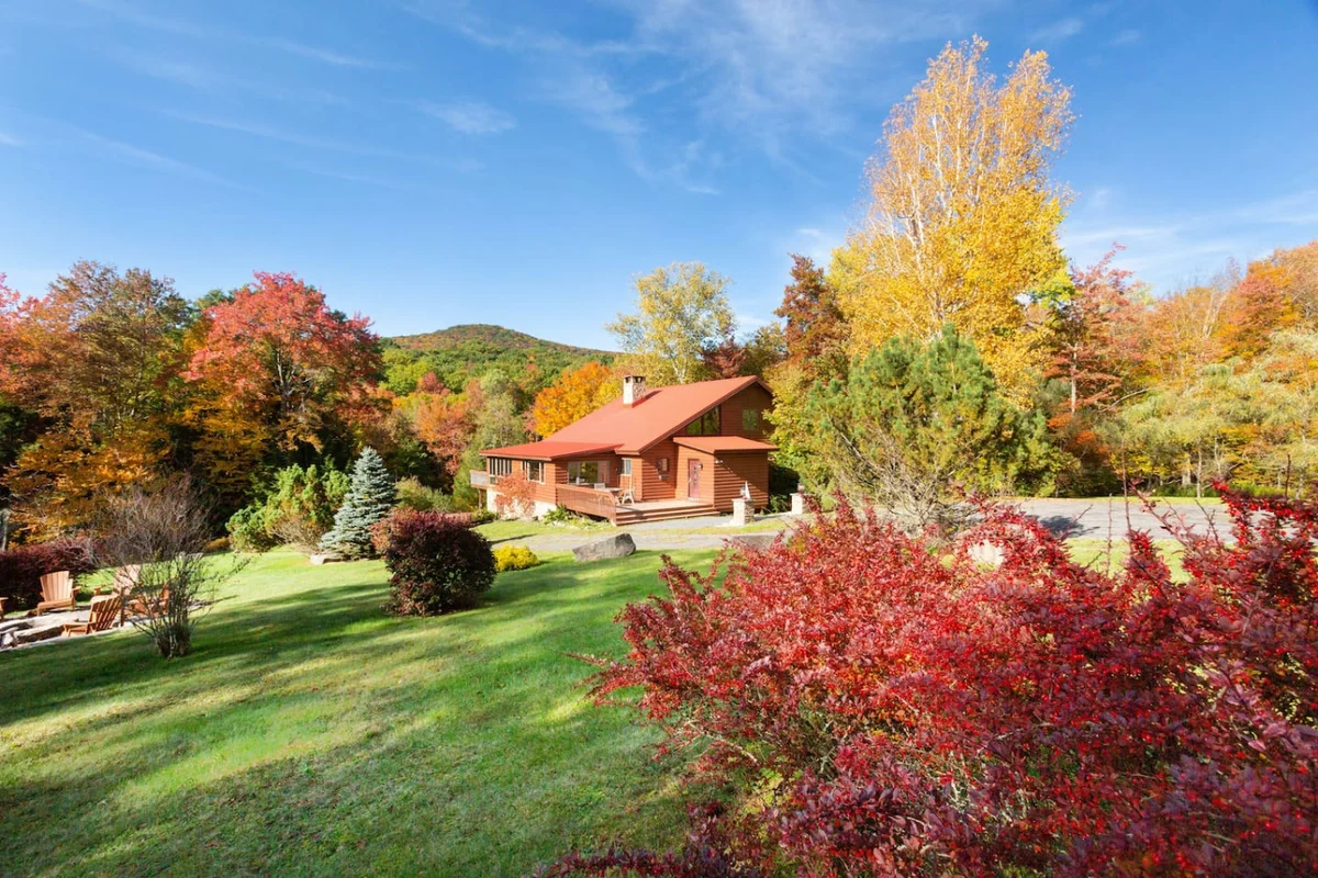 Cozy 6BR Catskills Getaway with Hot Tub #9