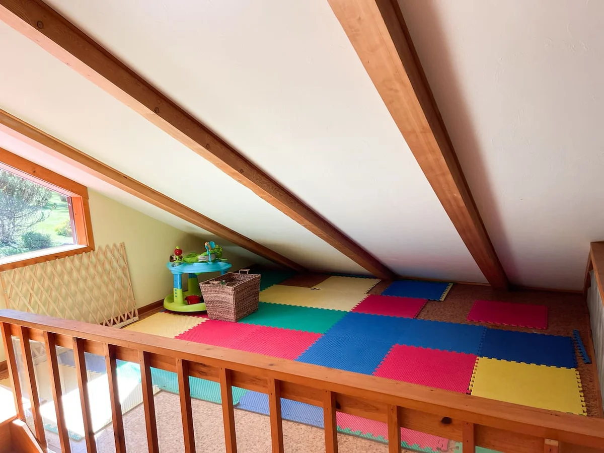 Cozy 6BR Catskills Getaway with Hot Tub #36