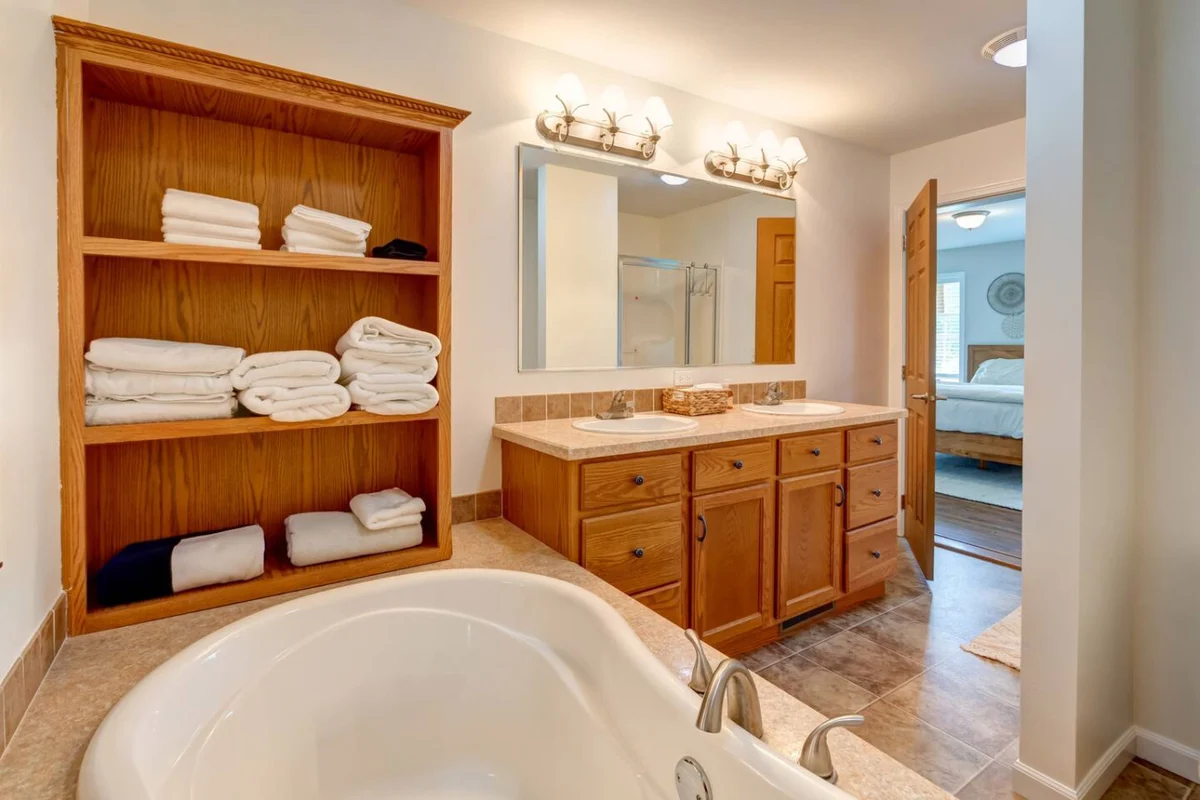 Cozy Catskills • Panoramic Views & Year-Round Fun #44
