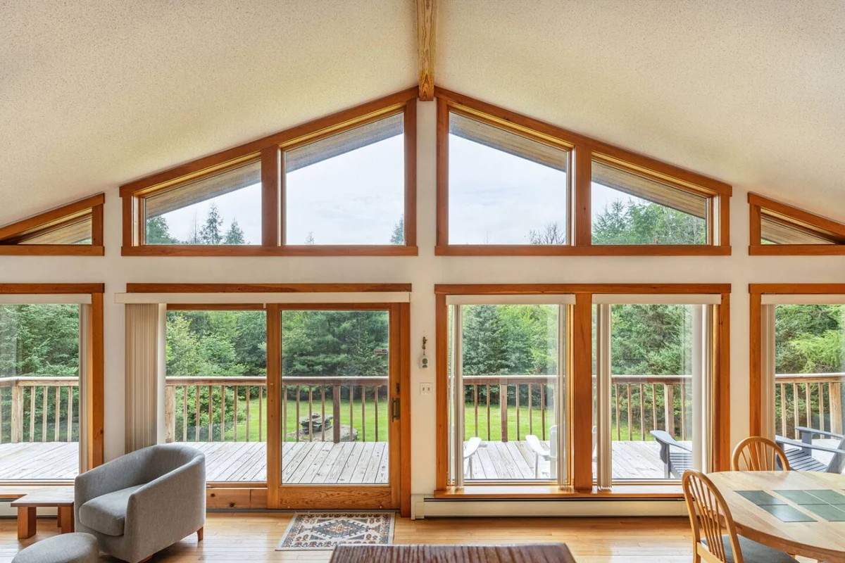 Cozy Year Round Getaway • Private Catskills Cabin #67