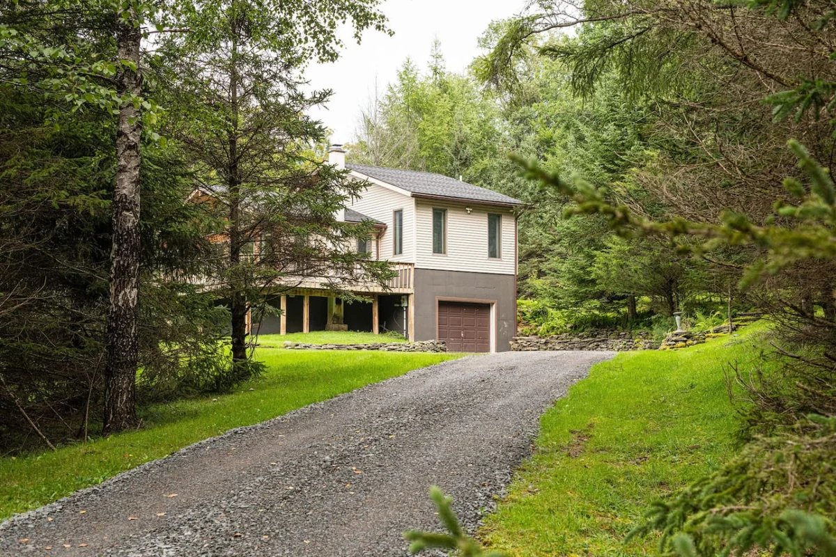 Cozy Year Round Getaway • Private Catskills Cabin #70