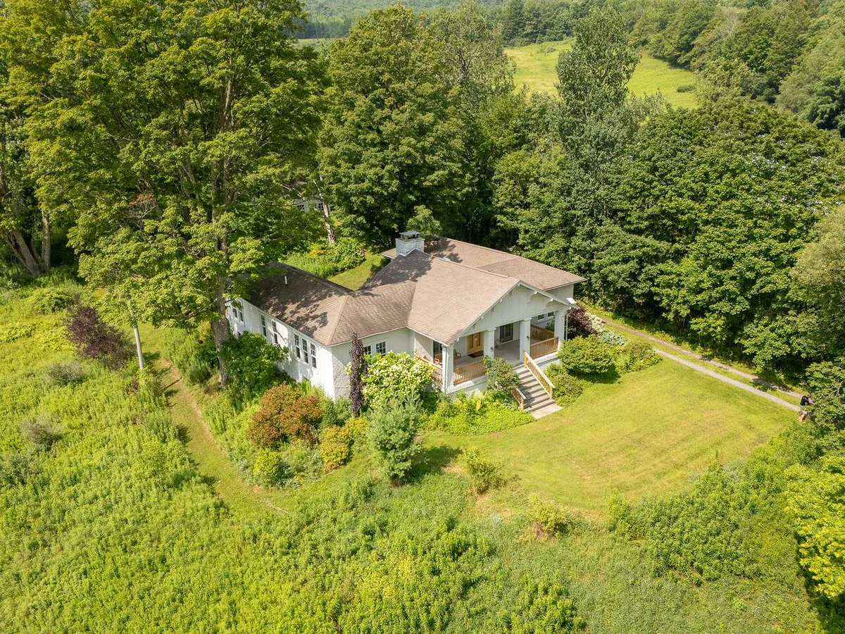 Luxe 3BR Getaway for 4 Seasons #36