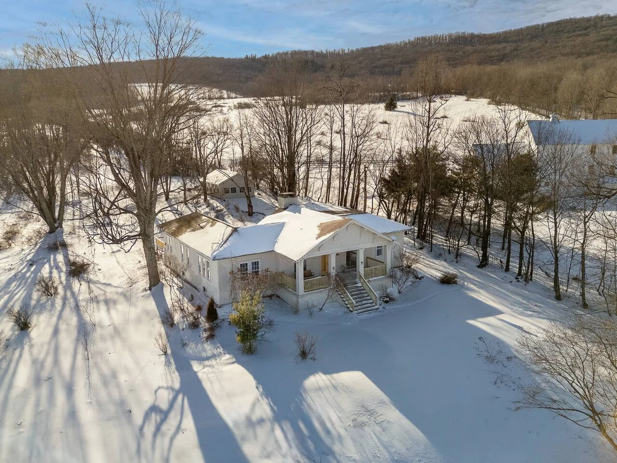 Luxe 3BR Getaway for 4 Seasons #14