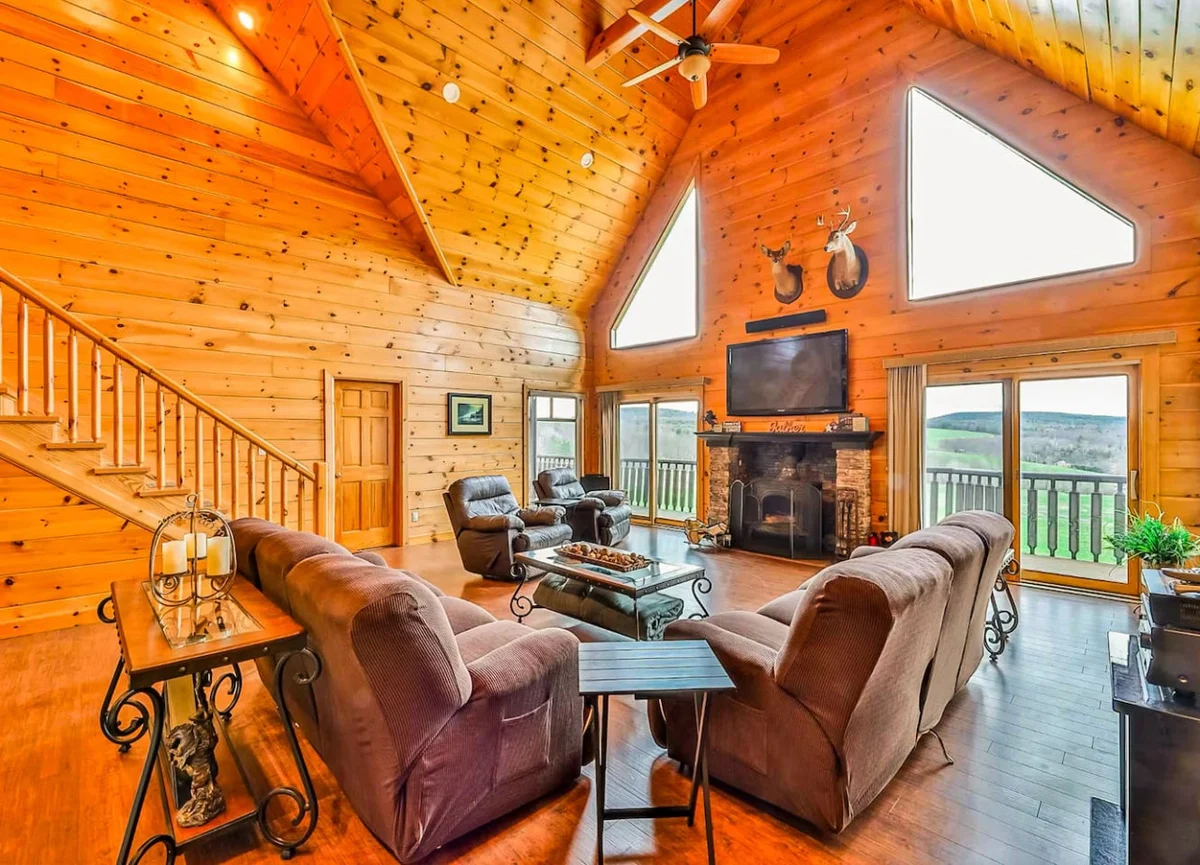 Massive 6BR 5BA Country Home with Central AC #22