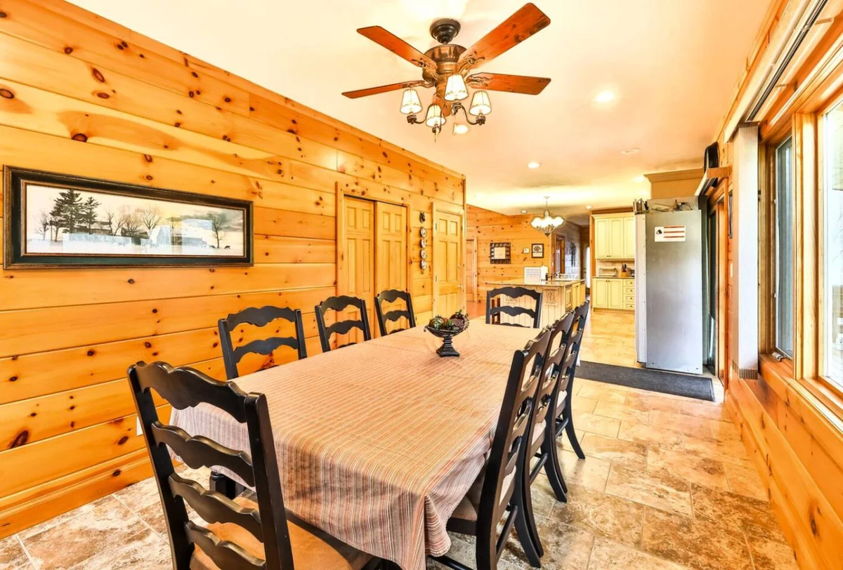 Massive 6BR 5BA Country Home with Central AC #33