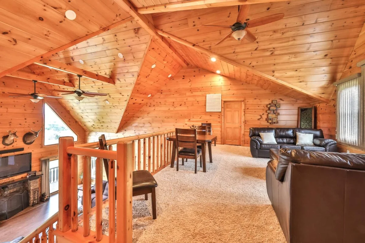 Massive 6BR 5BA Country Home with Central AC #37