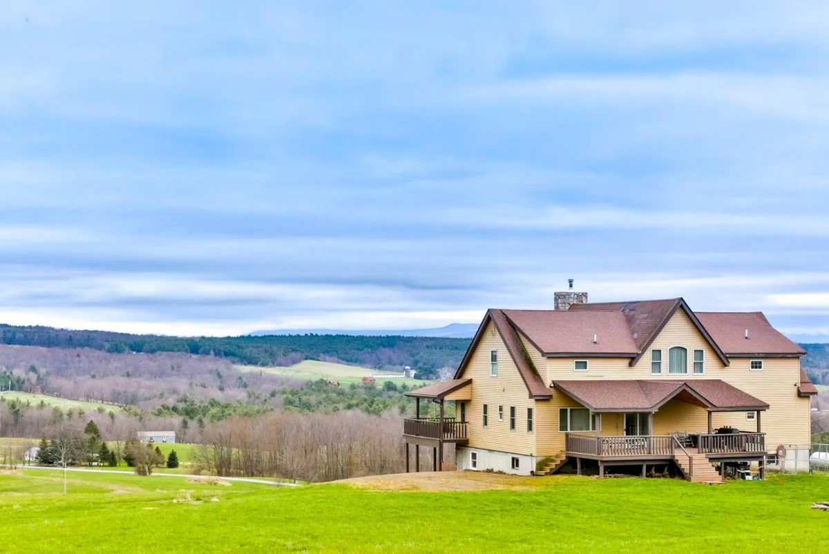 Massive 6BR 5BA Country Home with Central AC #23