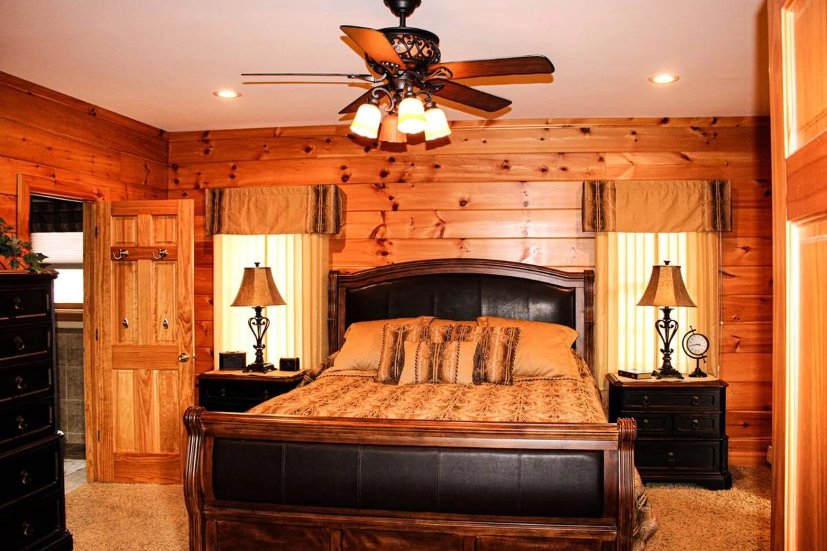 Massive 6BR 5BA Country Home with Central AC #14
